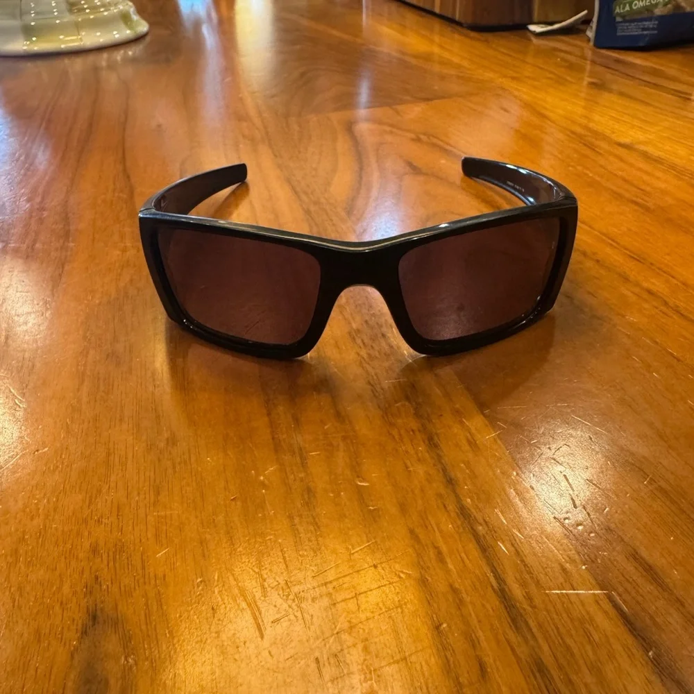 Oakley Furl Cell Grey Polarized Lenses, Matte Black Frame